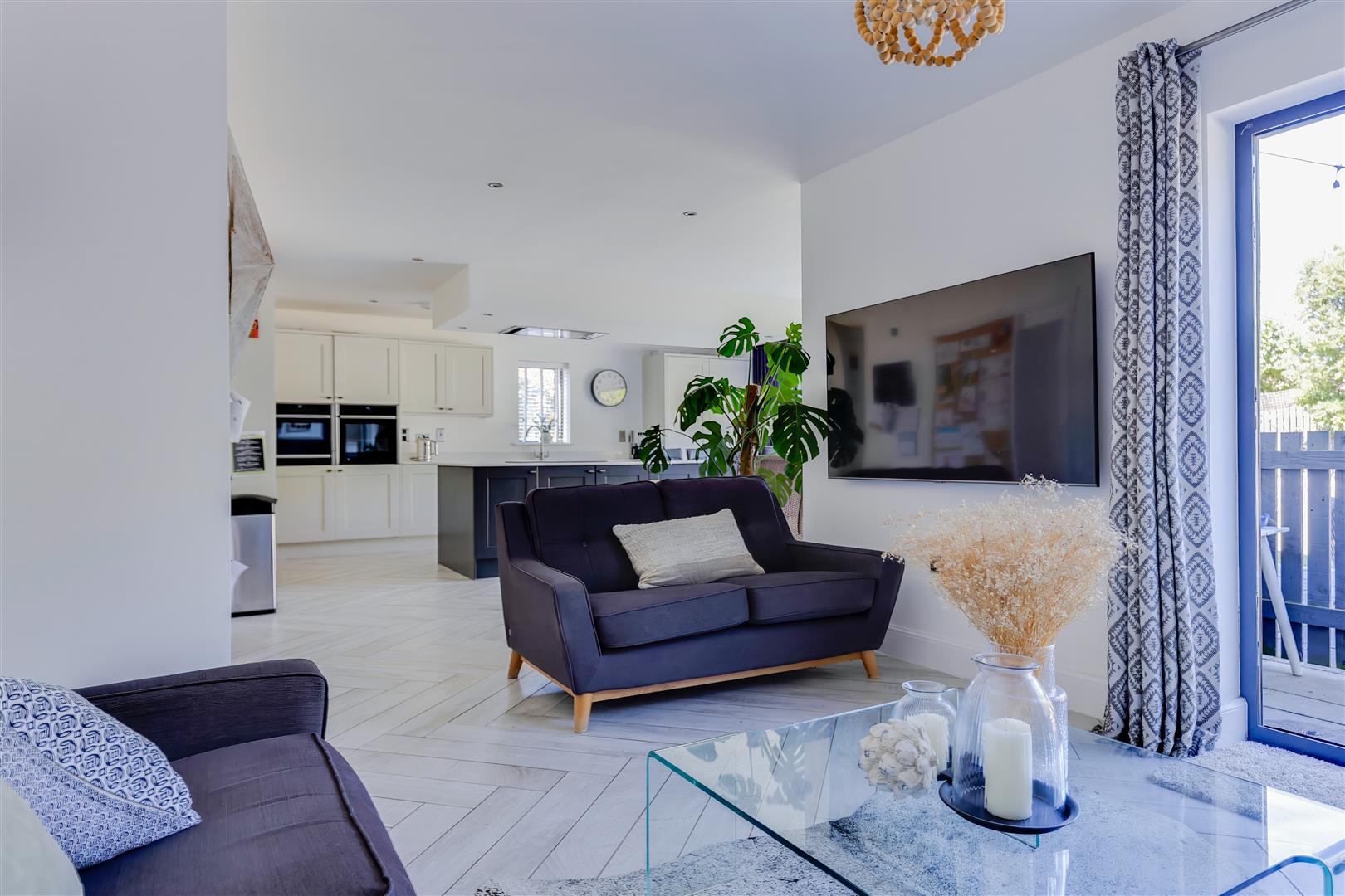 Craig Yr Eos Avenue, Ogmore by Sea, Vale of Glamorgan, CF32 0PF